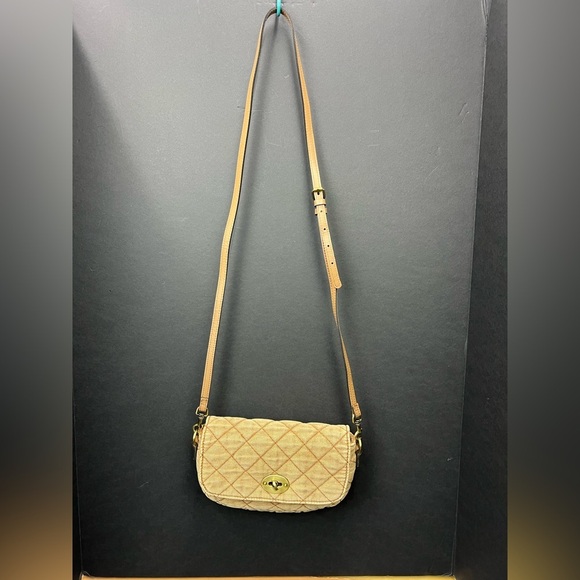 Patricia Nash Handbags - Patricia Nash Bonny Crossbody - Quilted
Stonewashed Denim